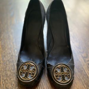 Tory Burch pumps